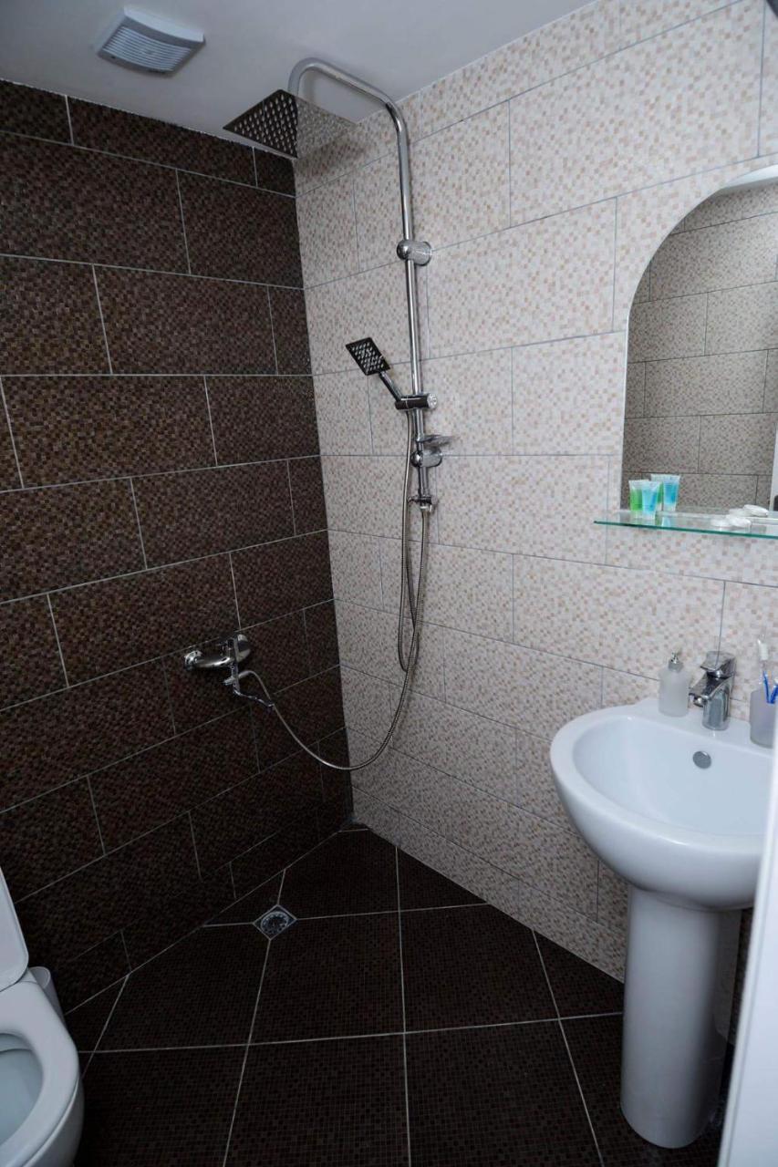 Hotel Old Street Тбілісі Екстер'єр фото